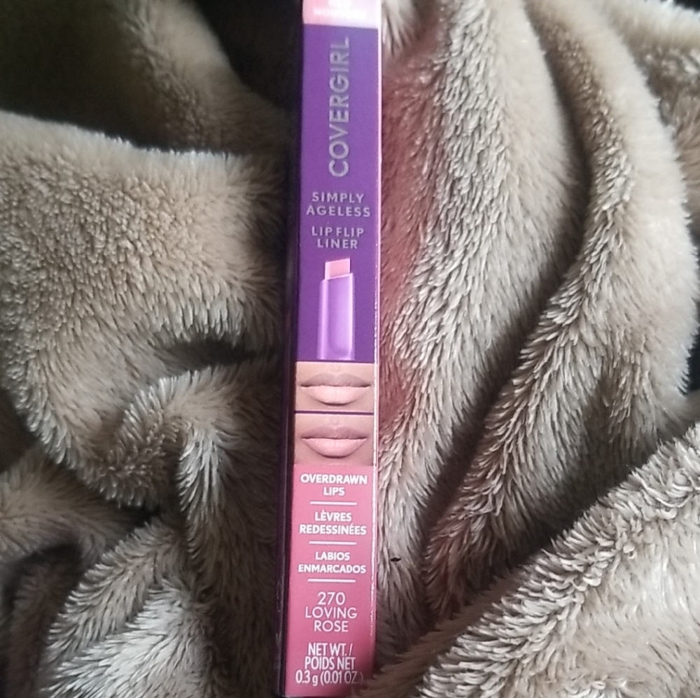 COVERGIRL Loving Rose Simply Ageless Lip Flip Liner